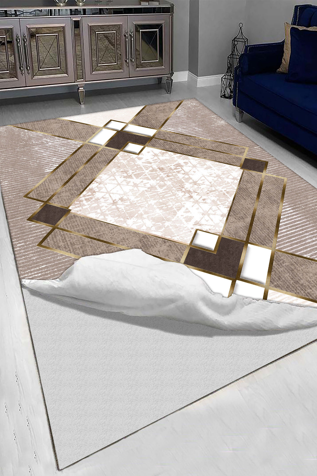 Modern Siyah Gri Geometrik Desenli Halı Örtüsü – Kaymaz, Yıkanabilir, Şık Kontrast Tasarım