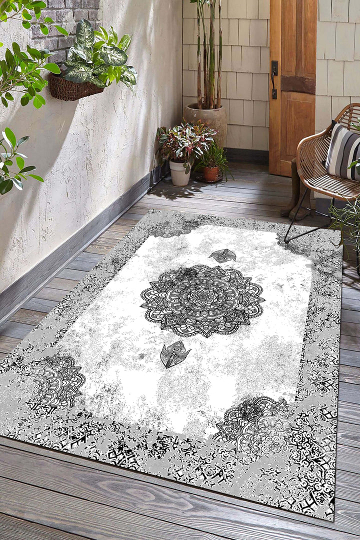 Modern Gri Siyah Çizgili Halı Örtüsü – Kaymaz Tabanlı, Yıkanabilir, Minimal Geometrik Desen